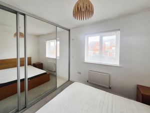 Bedroom- click for photo gallery